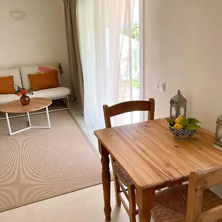 La Casita 埃斯特波纳